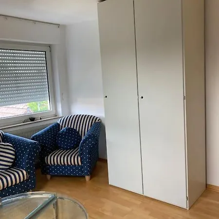 Apartamento Schoenes Dachapartment Gütersloh
